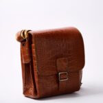 کیف دوشی چرم طبیعی مدل آناویز چرم